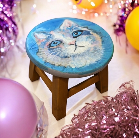Handcrafted foot rest step/stool Signed painting cat portrait:Max sees sky ☀️ - Picture 10 of 16